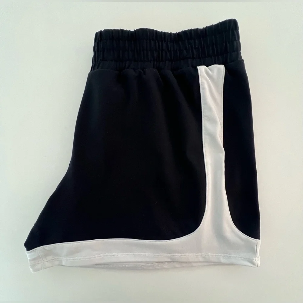 NWOT, SOMA, Size Medium, Black and White Women's Athletic Shorts - Picture 3 of 5